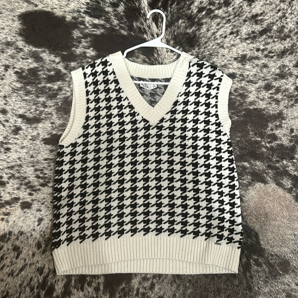 Hollister Checkered Vest Size Small